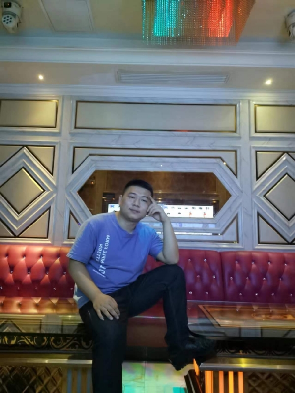 黄生的第四张照片--梅州交友中心